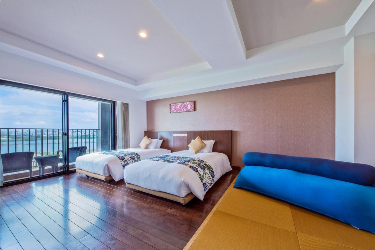 Senagajima Island Resort & Spa Tomigusuku Luaran gambar